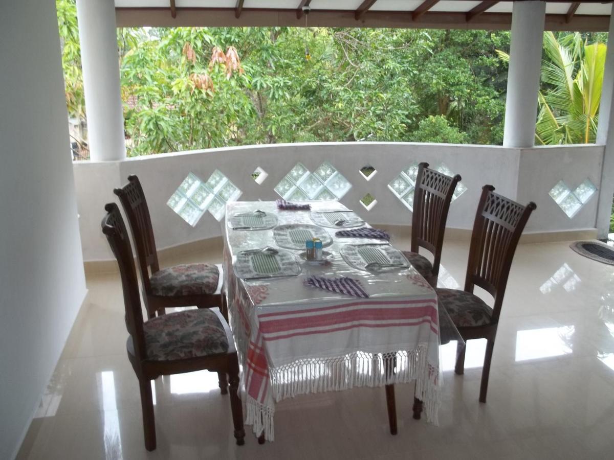 Anura Home Stay Kalutara Exterior photo