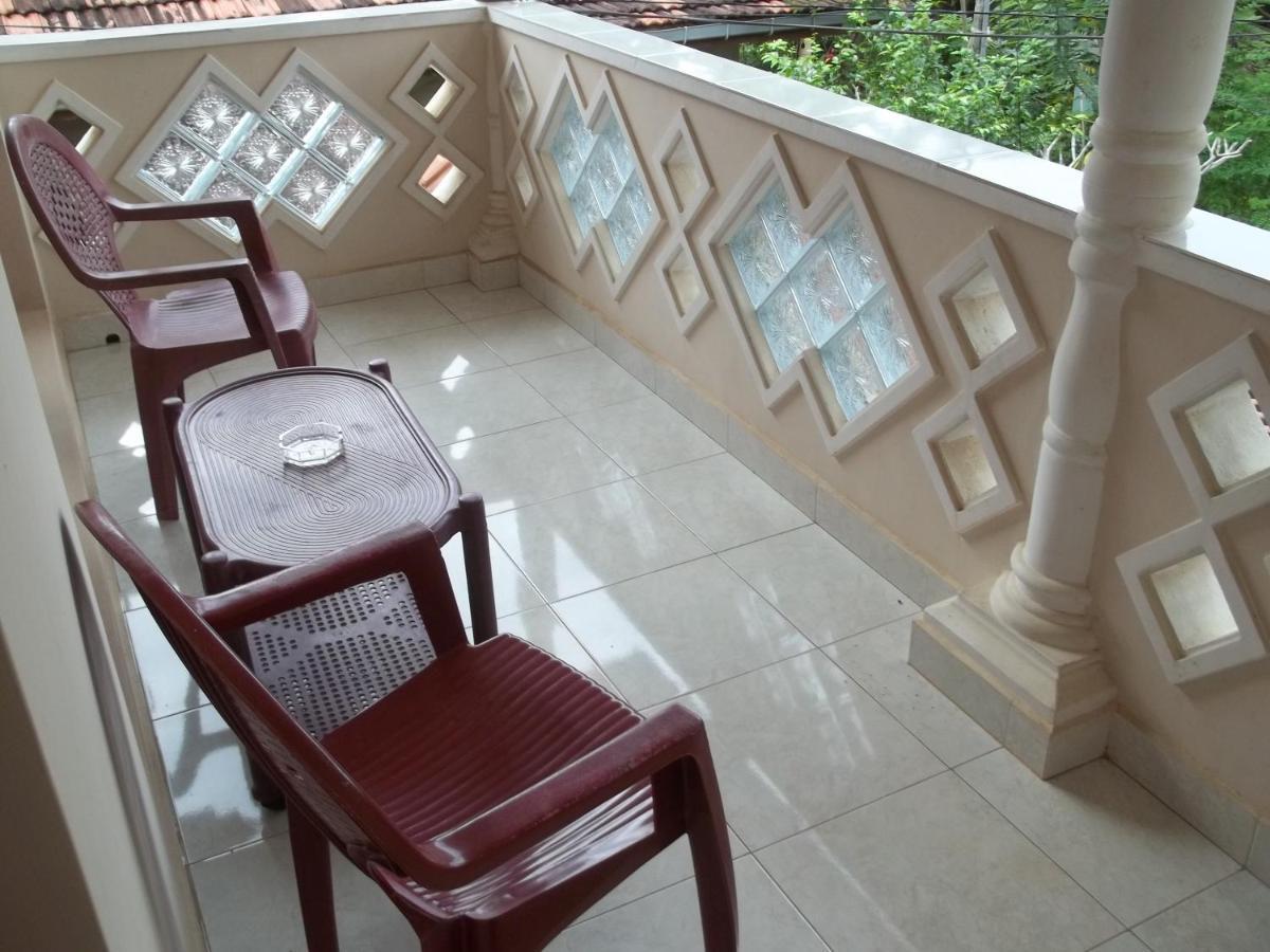 Anura Home Stay Kalutara Exterior photo