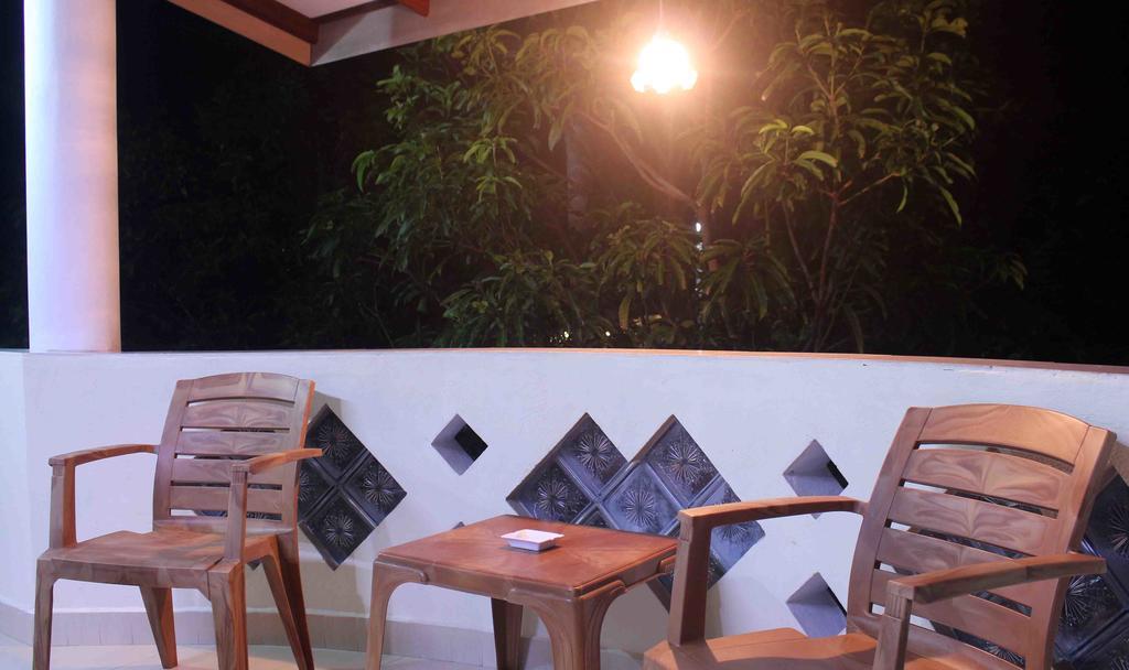 Anura Home Stay Kalutara Exterior photo