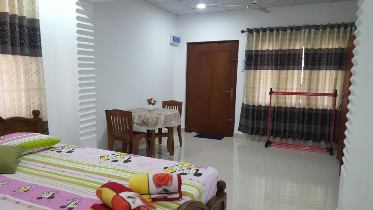 Anura Home Stay Kalutara Exterior photo